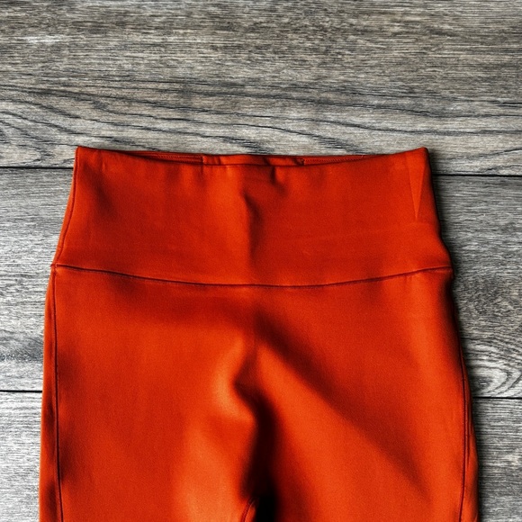 Fanka Beyond Nude Seamless Soft High Rise Leggings Sunset Orange Medium - Picture 2 of 10